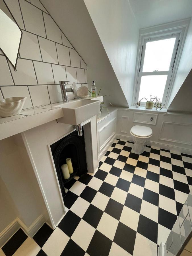 Victorian Beach House With Parking Villa Teignmouth Exteriör bild